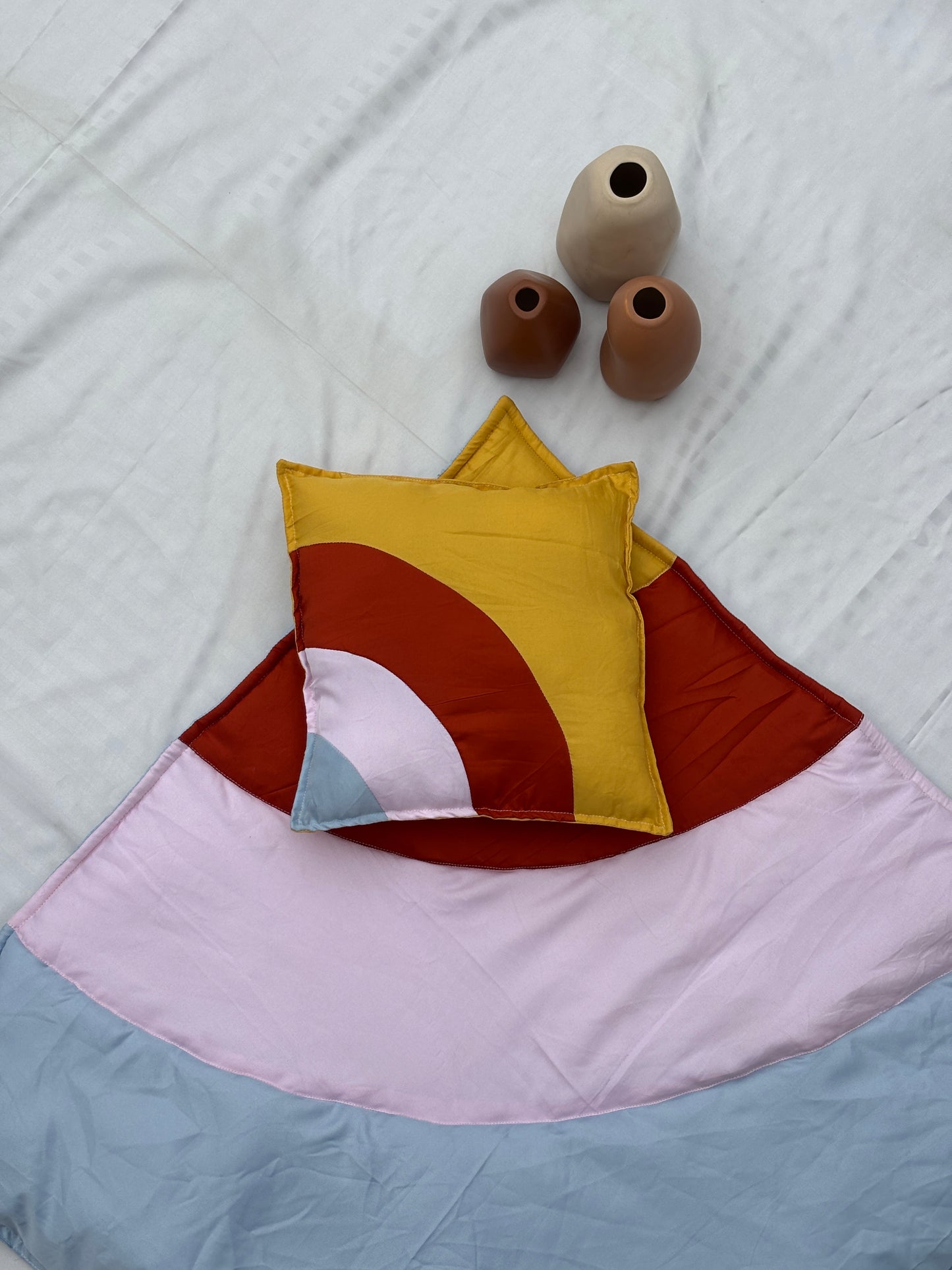 Sunny Arcs Bedding Set